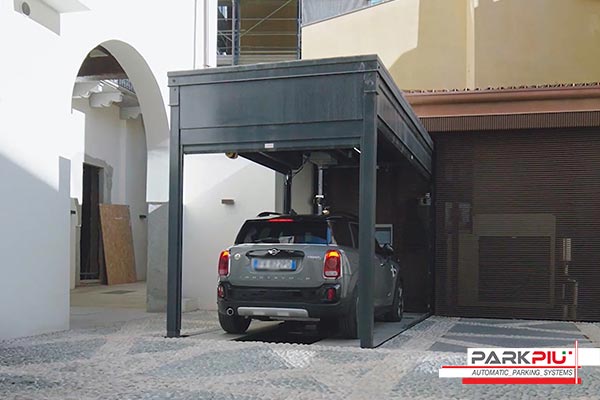 Automated parking for private apartment building in Milan